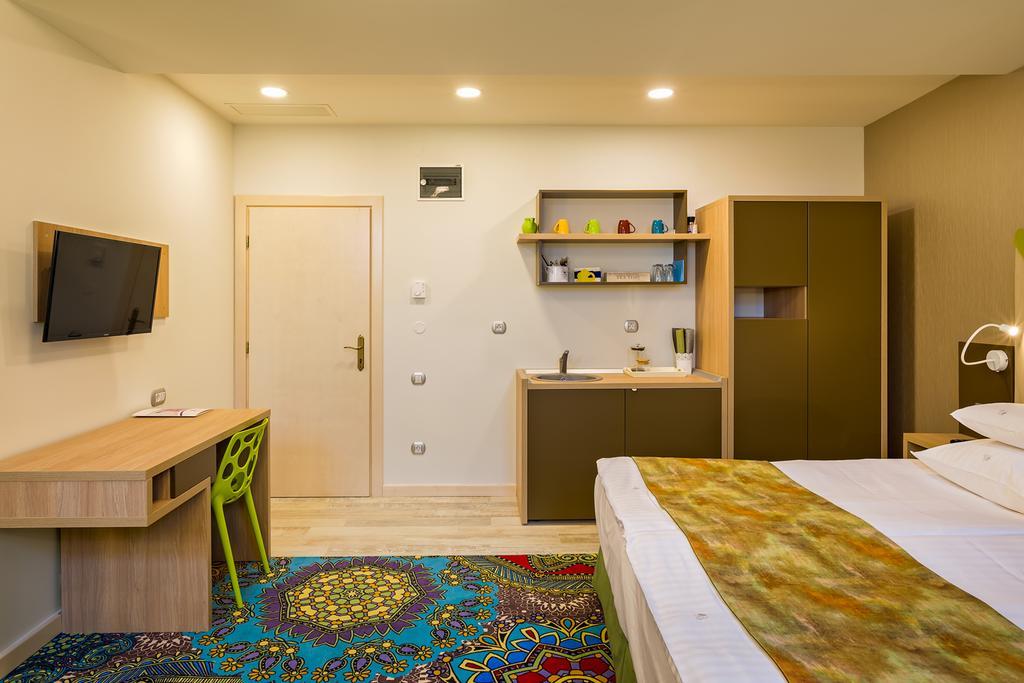Blumenhaus Sibiu Aparthotel Екстериор снимка
